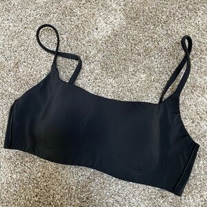Lululemon Black like a cloud bra